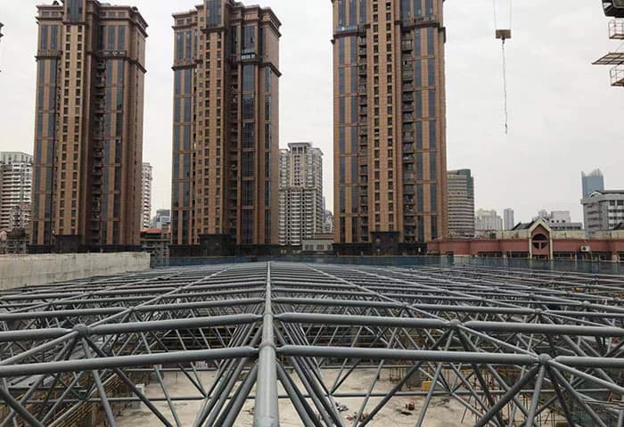 大同螺栓球网架结构