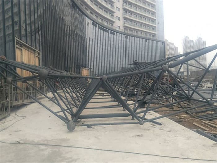 大同万豪酒店雨棚网架